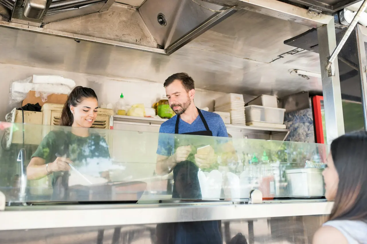 Learning How To Work In A Food Truck